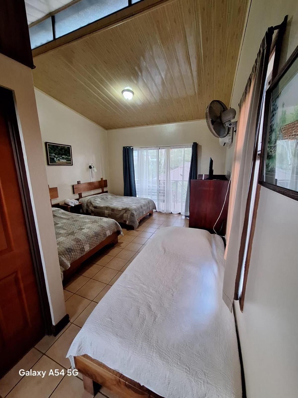 Iris Arenal Hotel La Fortuna Zewnętrze zdjęcie