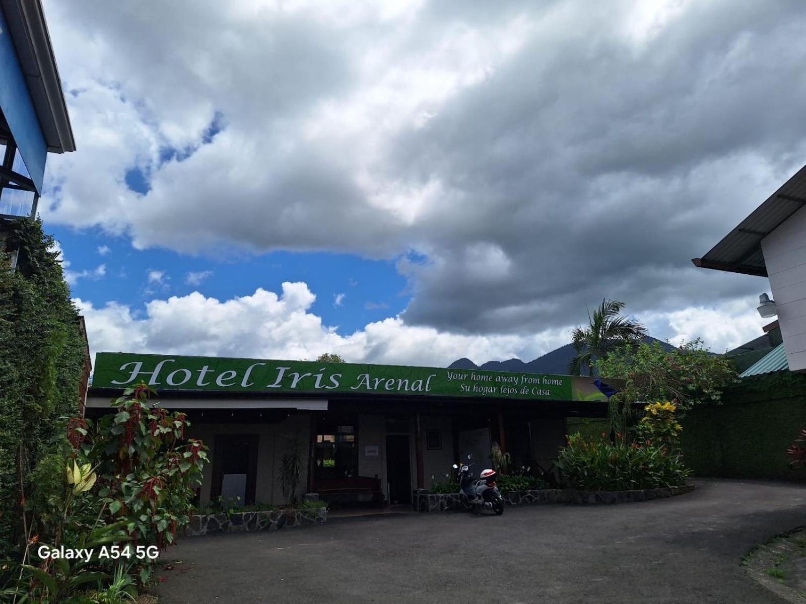 Iris Arenal Hotel La Fortuna Zewnętrze zdjęcie