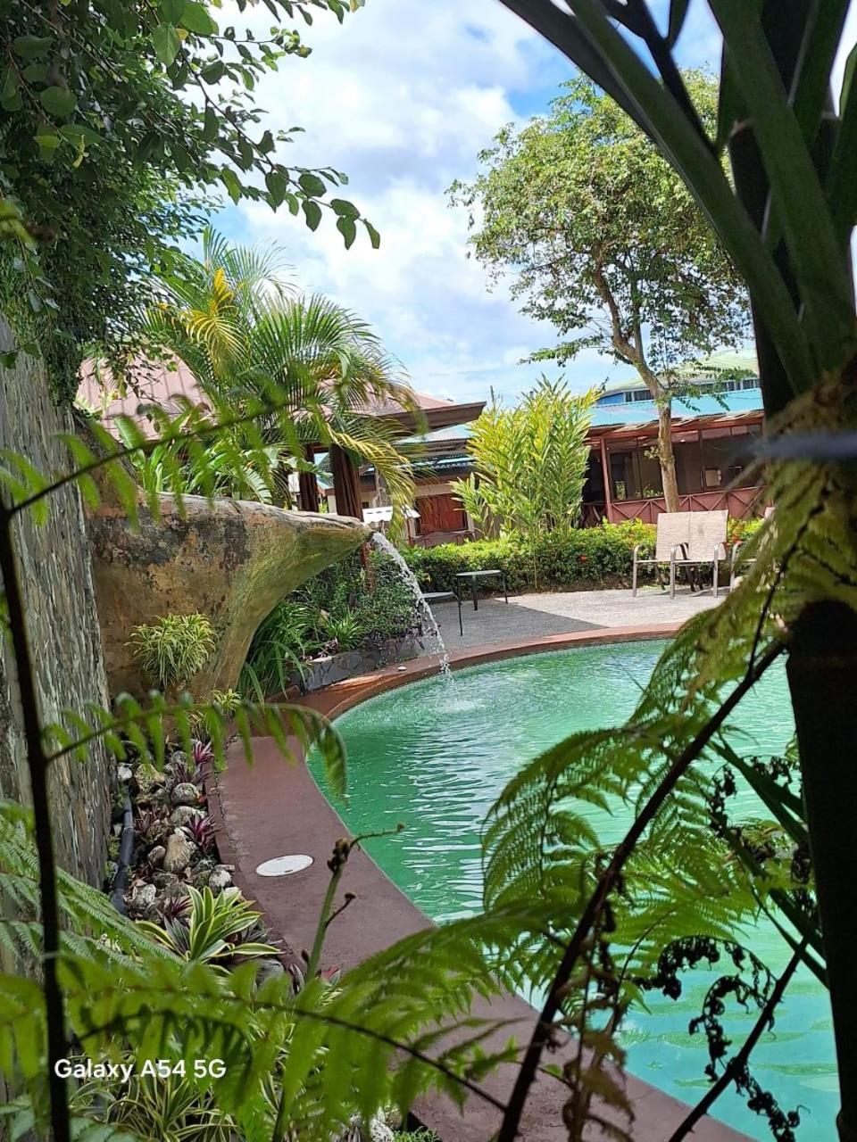 Iris Arenal Hotel La Fortuna Zewnętrze zdjęcie